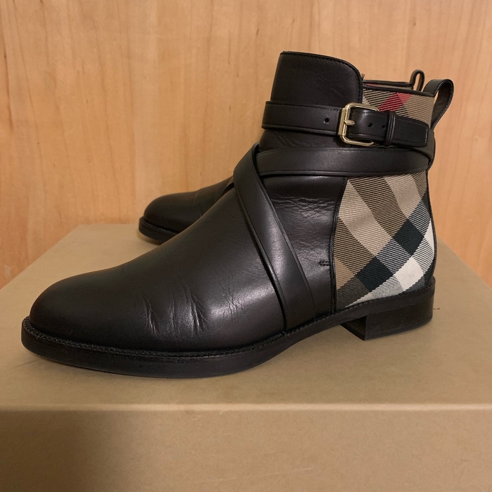 Burberry Vaughn Boots